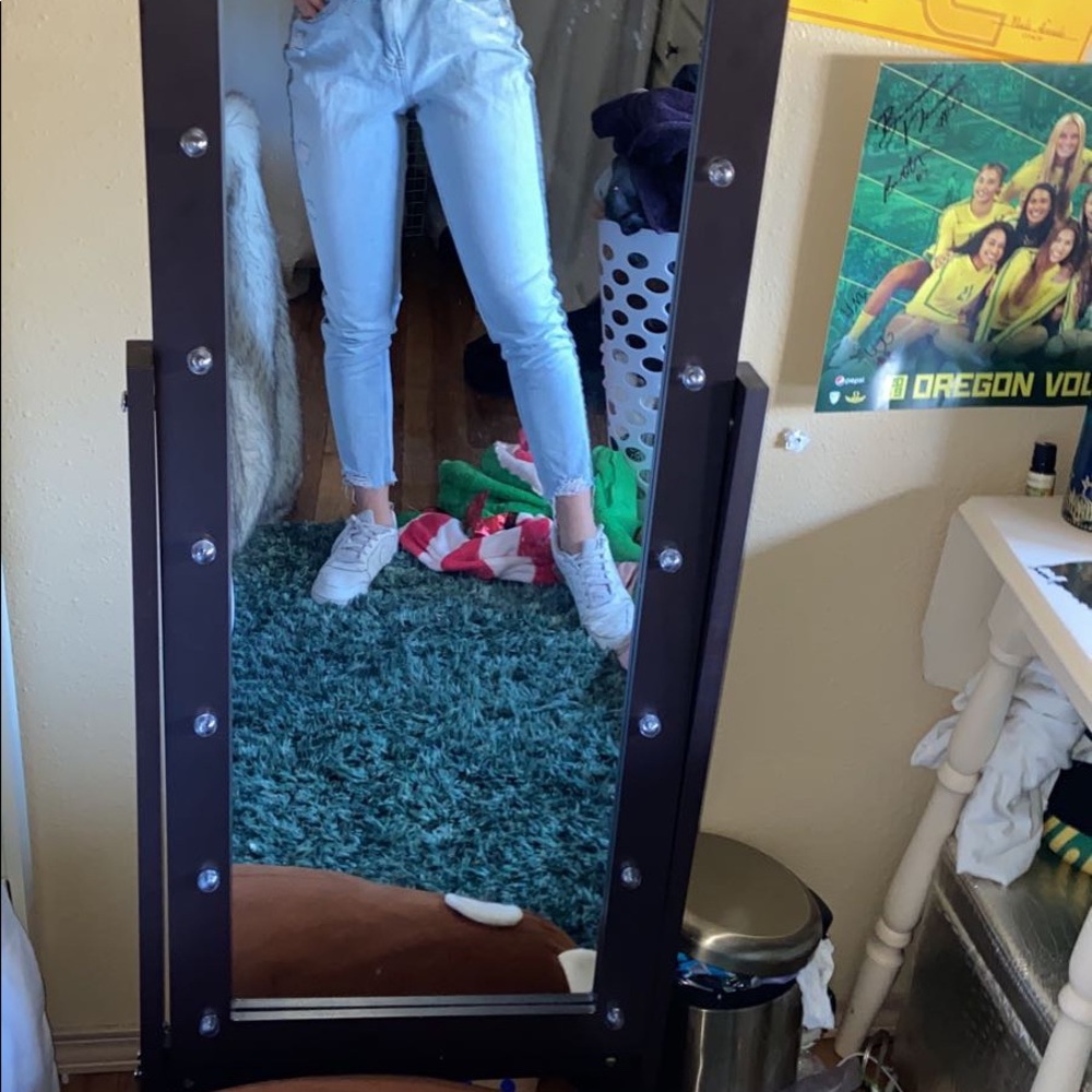 Ripped light 👖 🦋